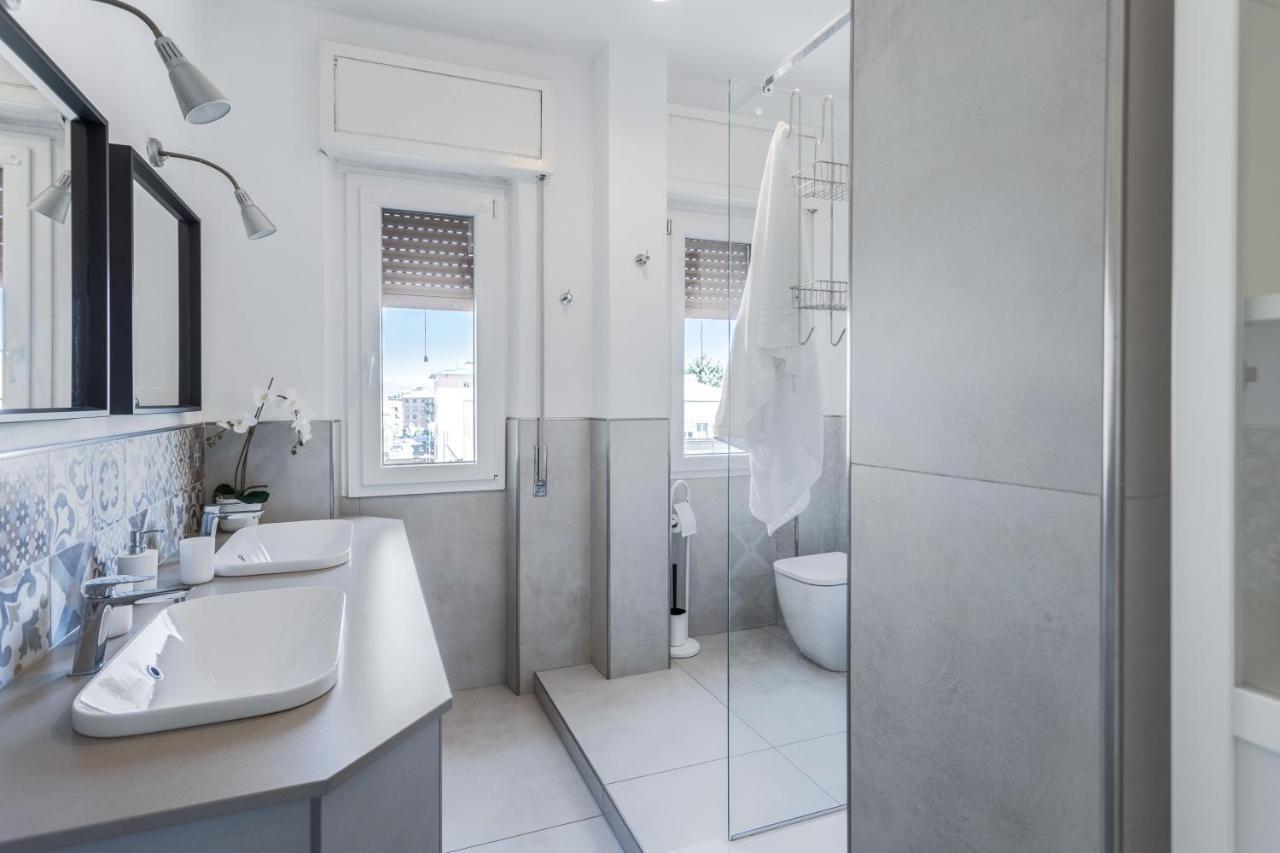 Casa Eleonora - Appartamento tra centro e Clinica Città di Pavia Exterior foto