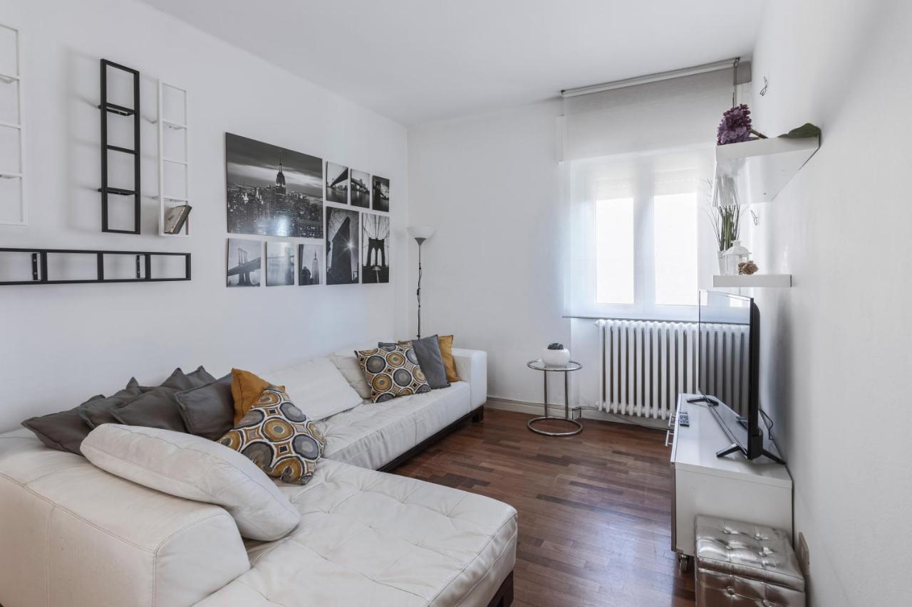 Casa Eleonora - Appartamento tra centro e Clinica Città di Pavia Exterior foto