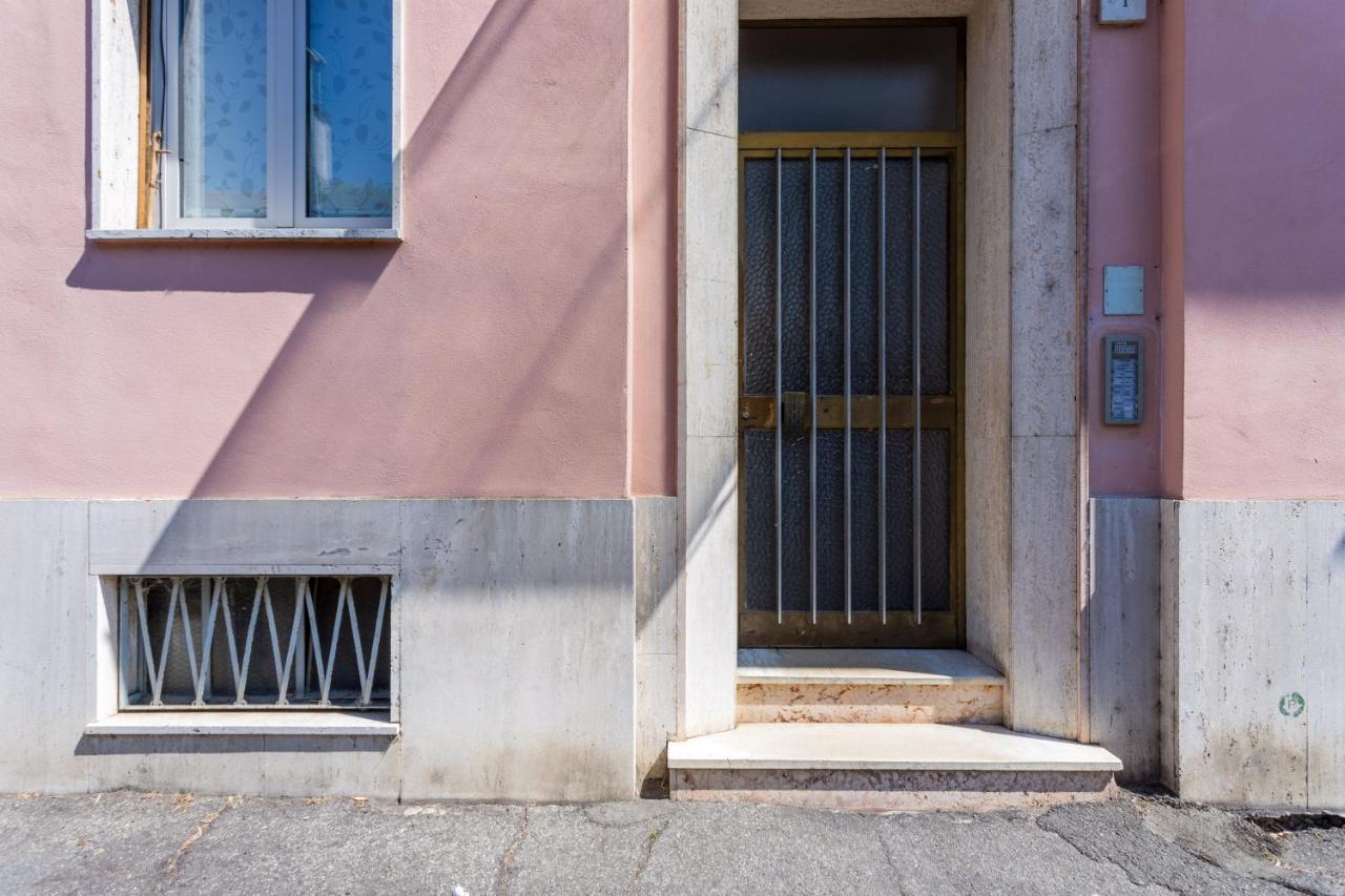 Casa Eleonora - Appartamento tra centro e Clinica Città di Pavia Exterior foto